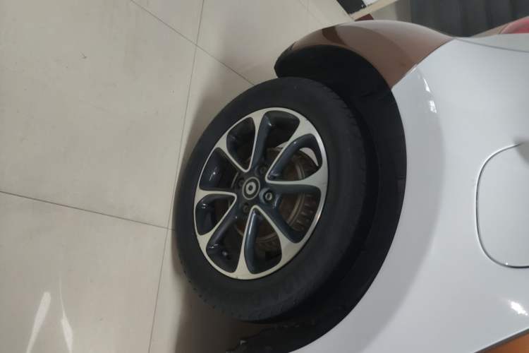 Used  forfour 2016 1.0L 52 kW Passion Edition
