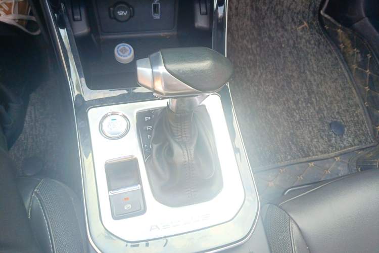 Used Dongfeng Aeolus Yixuan 2020 230T Automatic Advanced Edition