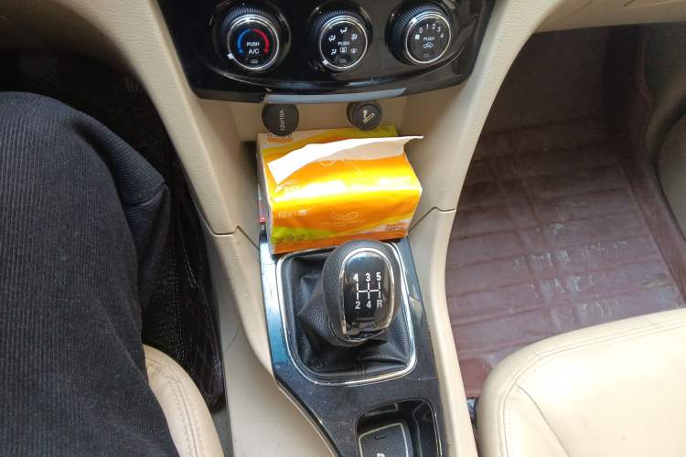 Used Baojun 730 2016 1.5L Manual Comfort Version 7 Seats China V Emission Standard
