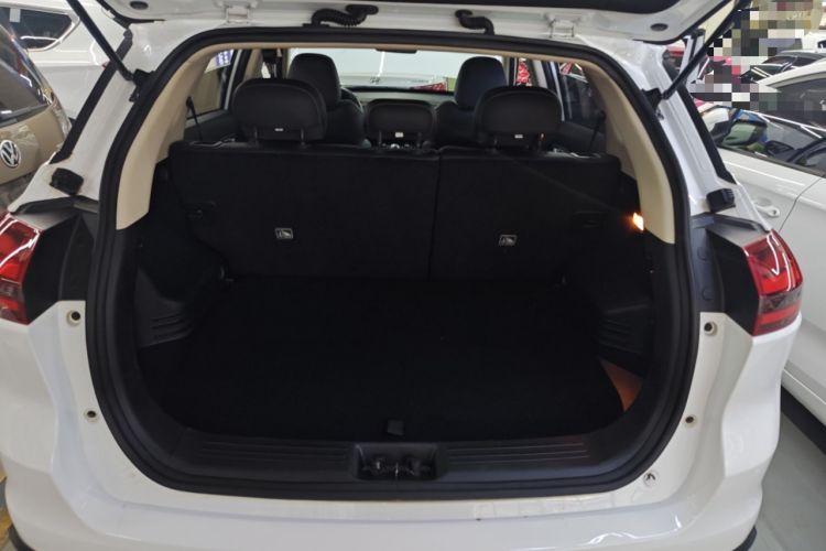 Used Geely Auto Emgrand X7 Sport 2021 Million Edition 1.8TD DCT Two-Wheel Drive Luxury Model
