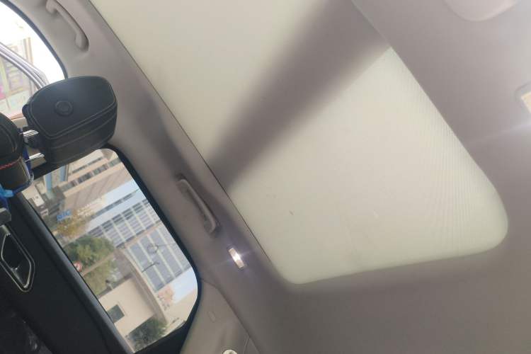 Used Land Rover Range Rover Velar 2017 P250 S
