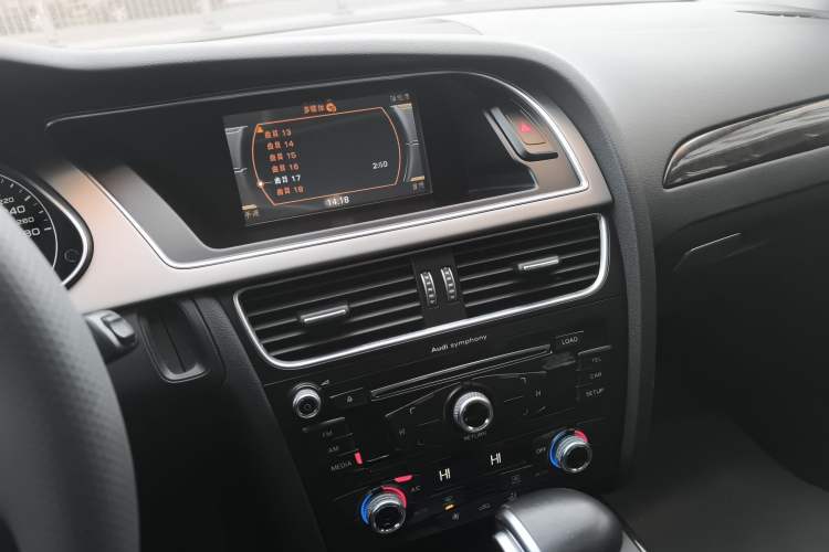 Used Audi A4L 2016 35 TFSI Collector's Edition Automatic Standard Model
