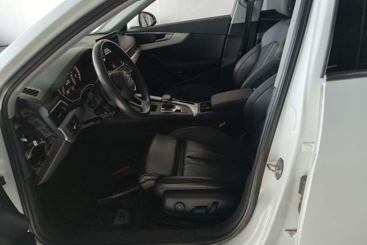 Used Audi A4L 2020 40 TFSI Fashion Dynamic Model
