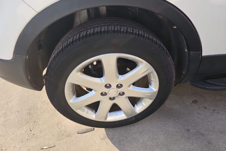 Used Buick Encore 2015 1.4T Automatic Two-Wheel Drive Urban Elite Version
