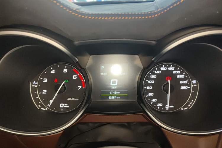 Used Alfa Romeo Stelvio 2017 2.0T 200HP Elite Edition
