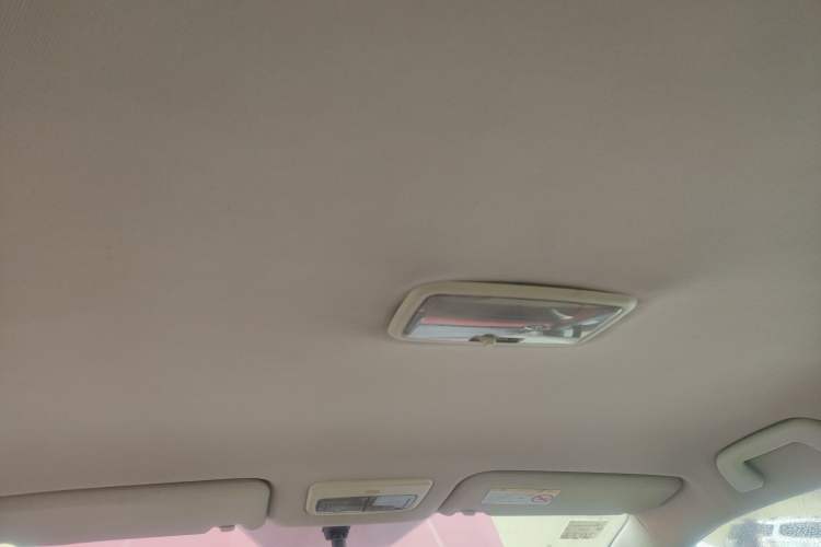 Used Haval H1 2015 1.5L AMT Luxury Model
