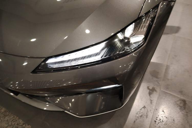 Used  SL03 2022 515 Pure Electric Version