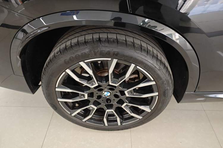 Used BMW X5 2023 xDrive 40Li M Sport Night Edition Package
