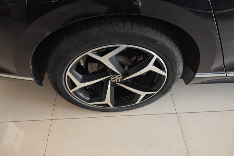 Used Volkswagen Magotan 2023 2 Million Units Commemorative Edition 330TSI DSG Luxury Version