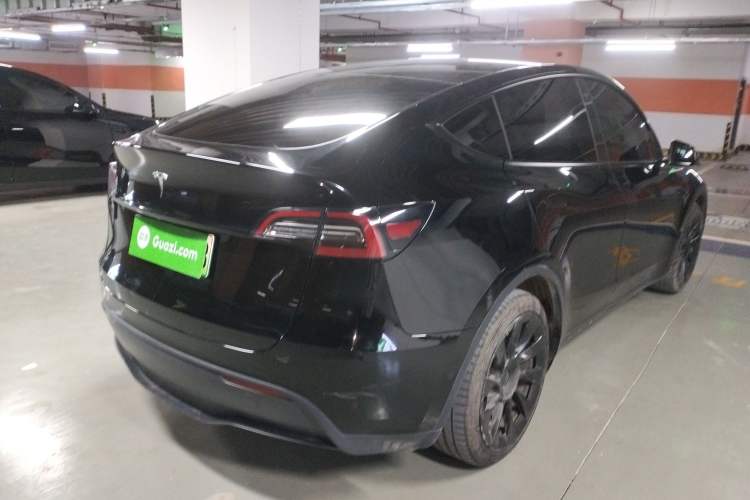 Used Tesla Model Y 2021 Standard Range Rear-Wheel Drive Version
