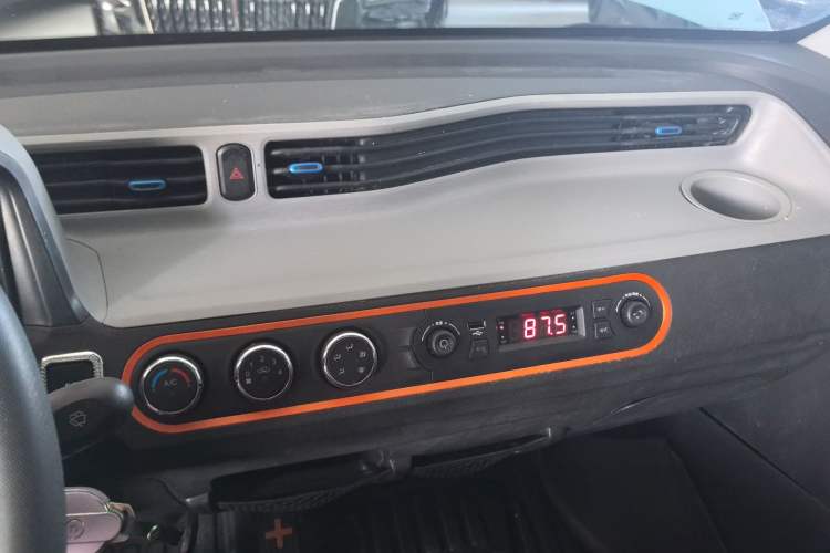 Used Wuling Hongguang MINIEV 2022 Zizai Version Lithium-NMC
