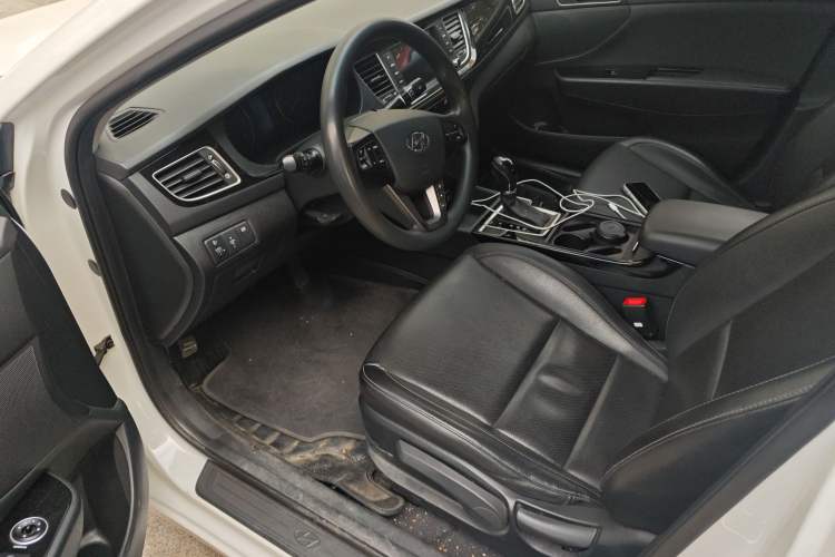 Used Hyundai Mistra 2014 1.8L Automatic Smart GLS