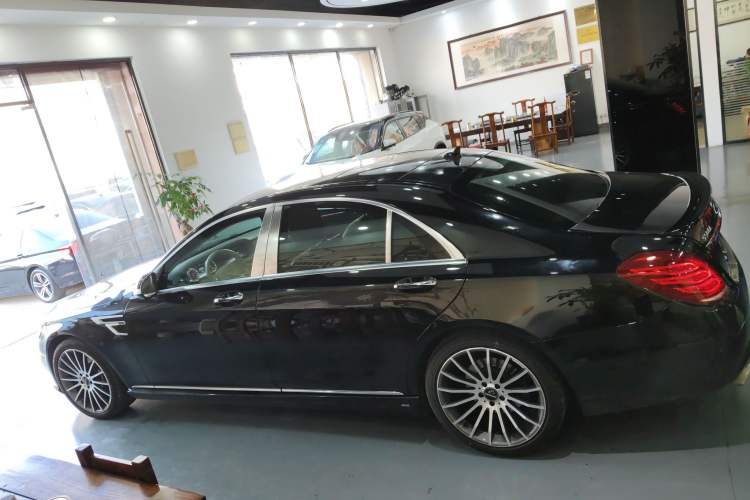 Used Mercedes-Benz S-Class 2014 S 320 L Business Model