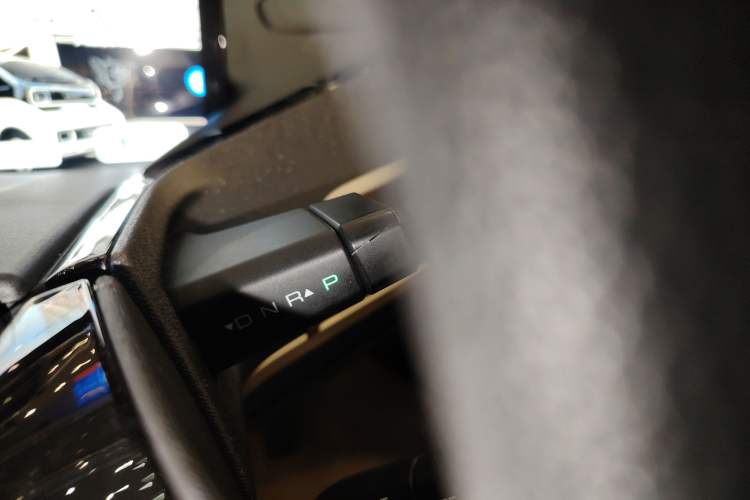 Used Baojun KiWi EV 2021 Artist Model Lithium Iron Phosphate
