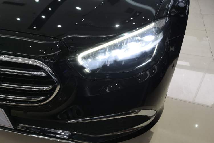 Used Mercedes-Benz E-Class 2021 Restyled E 300 L Luxury Edition
