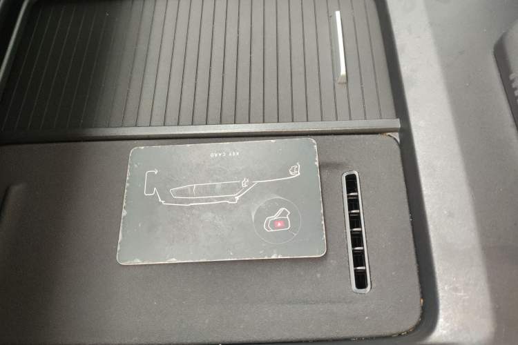 Used  G318 2024 Two-Wheel Drive Air Suspension Version