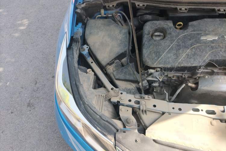 Used Chevrolet Cruze 2017 1.5L Hatchback Automatic Pioneer Sunroof Edition