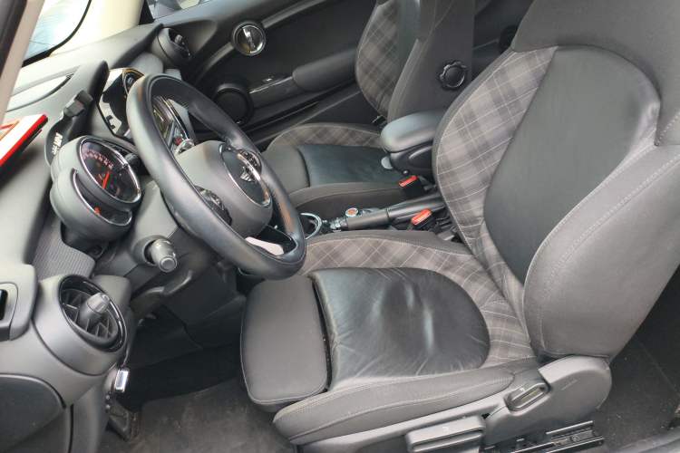 Used  MINI 2016 1.5T COOPER