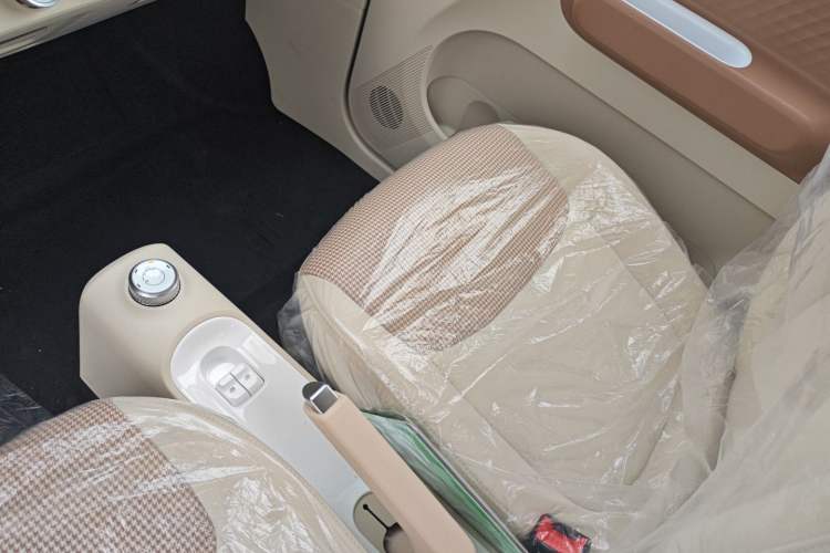 Used Wuling Hongguang MINIEV 2024 3rd Generation 215km Youth Edition
