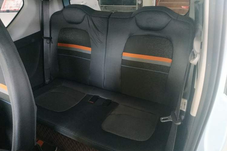 Used Wuling Hongguang MINIEV 2022 Easy Version Lithium Iron Phosphate
