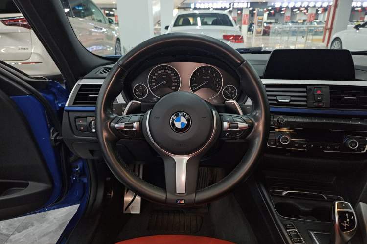 Used BMW 3 Series 2019 320i M Sport Package
