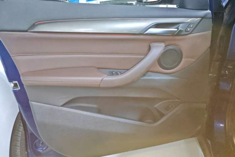 Used BMW X1 2019 xDrive20Li Luxury Model
