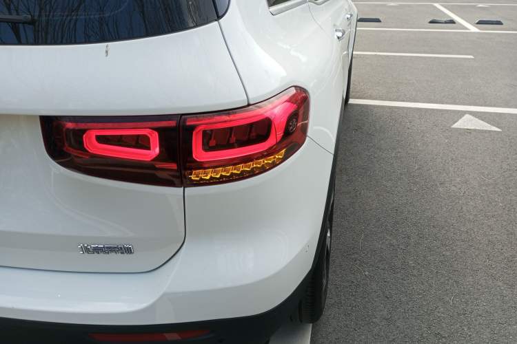 Used Mercedes-Benz GLB 2021 GLB 200 Fashion Model
