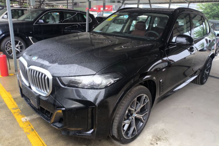 Used BMW X5 2023 xDrive 30Li Luxury M Sport Night Edition Package
