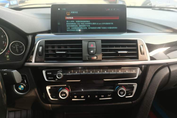 Used BMW 3 Series 2018 318Li
