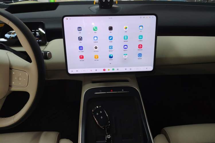 Used Nio ET5T 2025 75 kWh Touring
