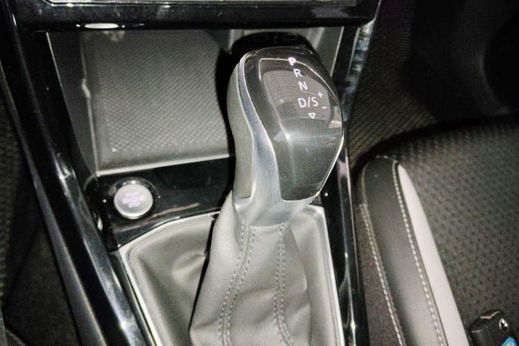 Used Volkswagen Tacqua 2021 200TSI DSG JoyConnect Edition