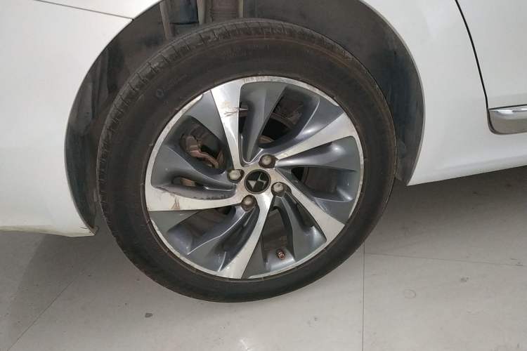 Used  5LS 2014 1.6T Elegant Version THP160
