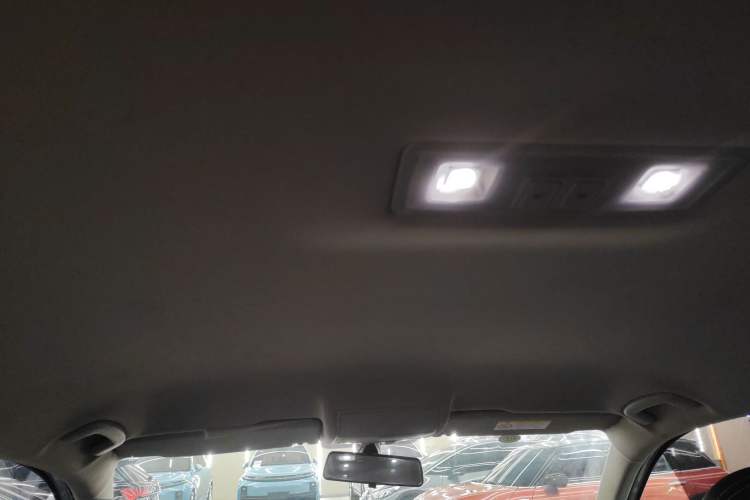 Used Volkswagen Tiguan L 2022 330TSI Automatic Two-Wheel Drive Comfort Edition