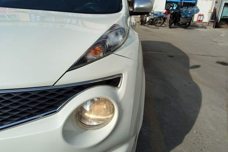 Used Infiniti ESQ 2014 1.6L Spontaneous Edition