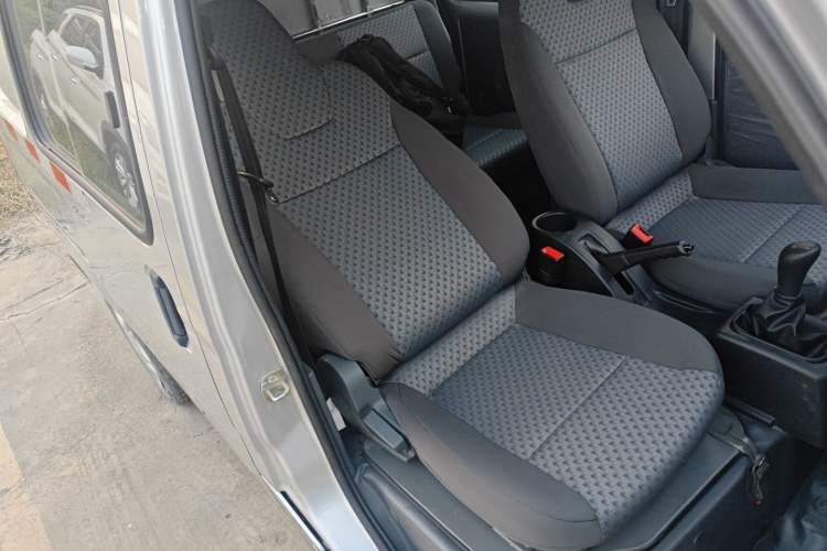 Used Wuling Zhiguang 2019 1.2L Van Utility Model 5-Seater