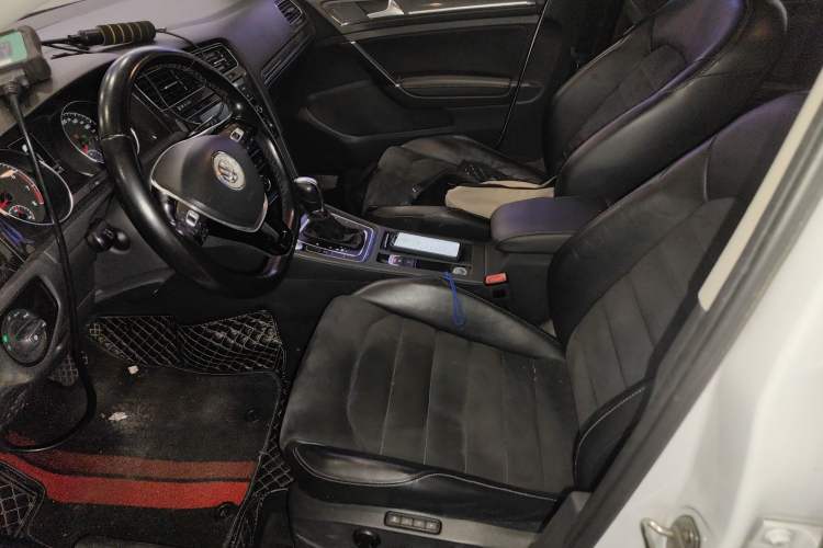 Used Volkswagen Golf 2018 230TSI Automatic Luxury Version