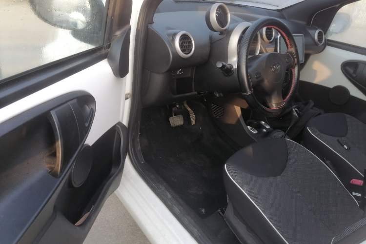 Used BYD F0 2015 1.0L AMT XuanKu Model
