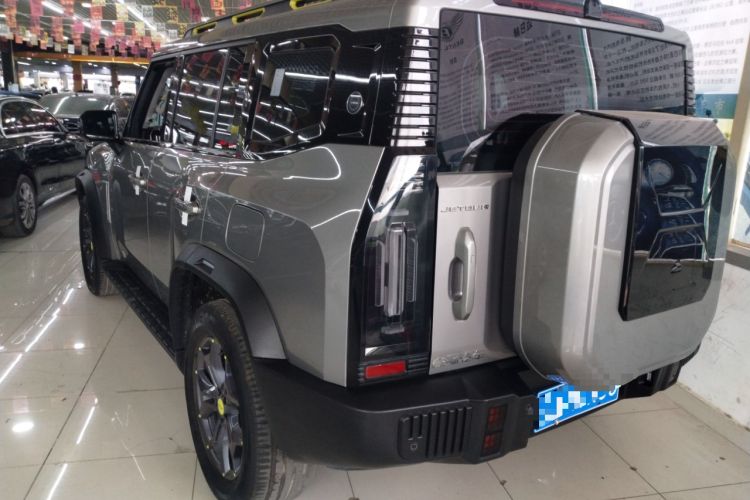 Used JETOUR Traveler 2023 2.0T All-Wheel-Drive CrossPRO
