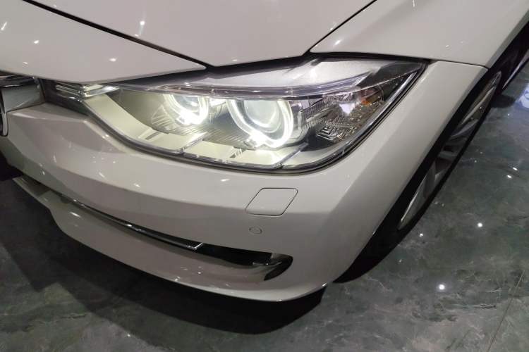 Used BMW 3 Series 2015 316Li Fashion Model
