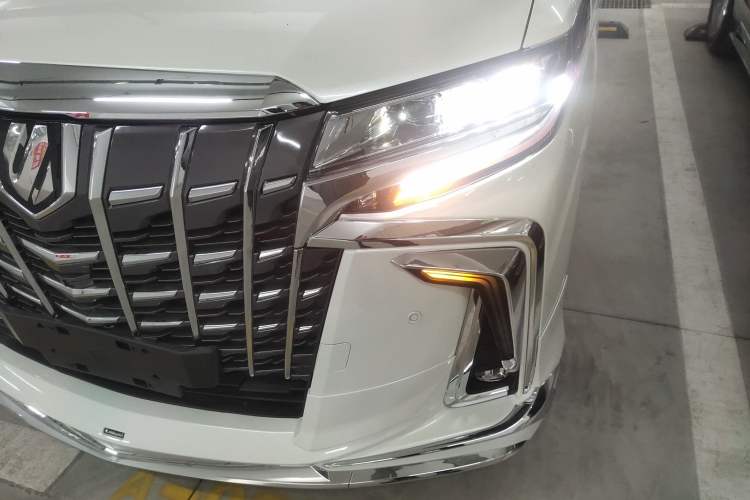 Used Toyota Alphard 2018 3.5L Prestige Edition
