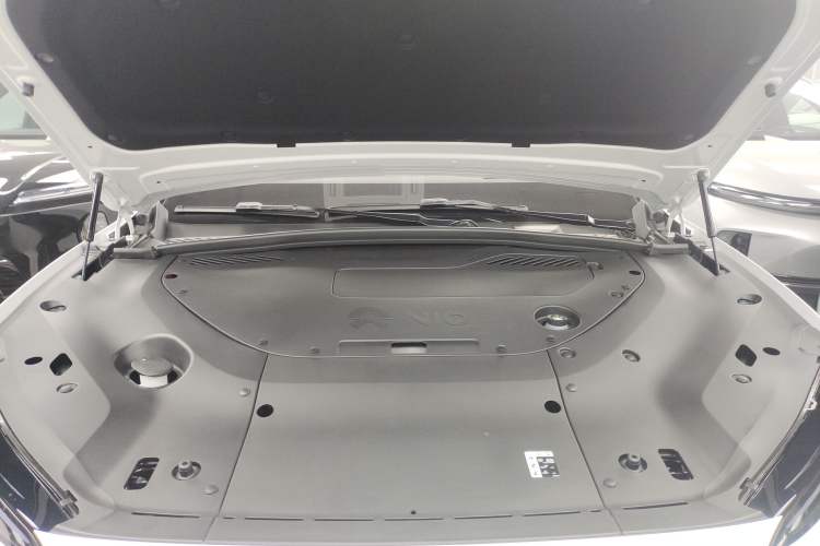 Used Nio ES8 2024 75 kWh
