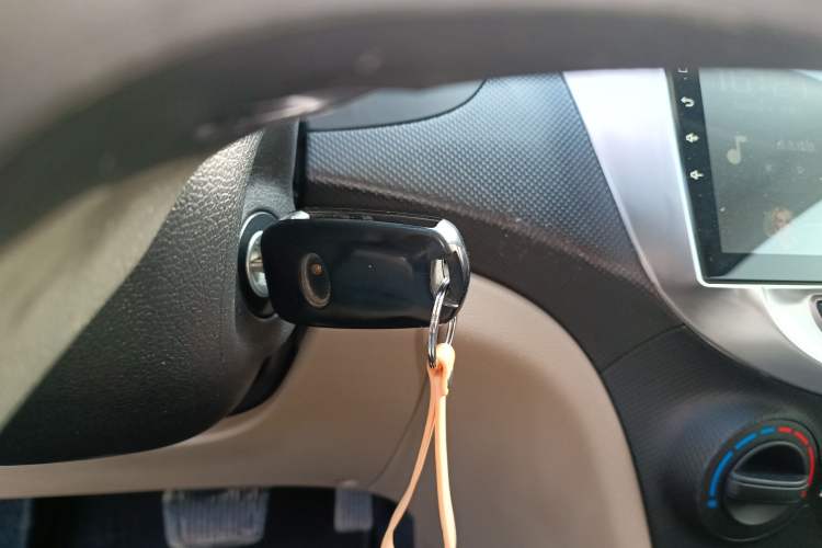 Used Hyundai Verna (older generation) 2014 1.4L Automatic Smart GLS