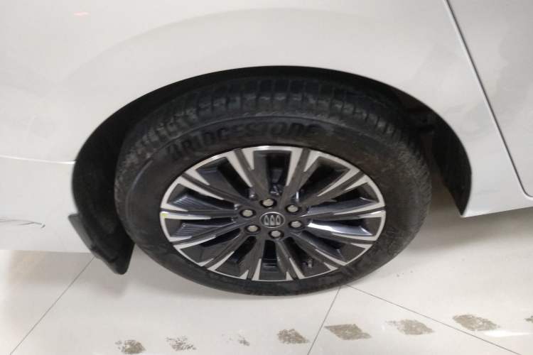 Used Buick GL8 2025 Lu Zun Deluxe Edition
