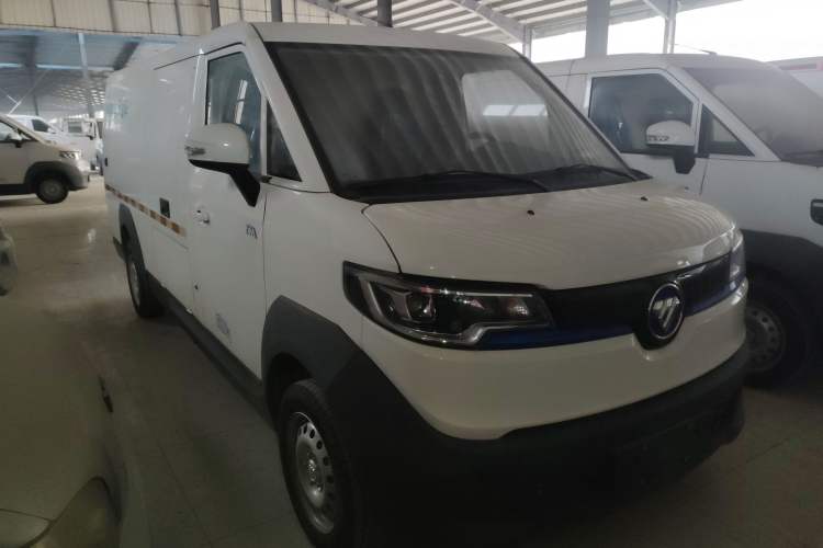 Used Foton Intelligent Blue Elf E7 2024 All-Electric Van Flat Roof 2 Seats CATL 46.36 kWh