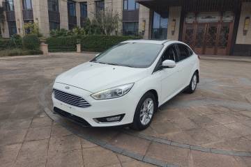 Used Ford Focus 2018 Sedan Classic EcoBoost 180 Automatic Elite Model
