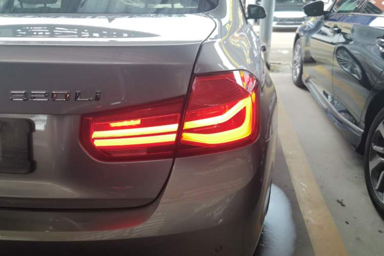 Used BMW 3 Series 2018 320Li Fashion Model
