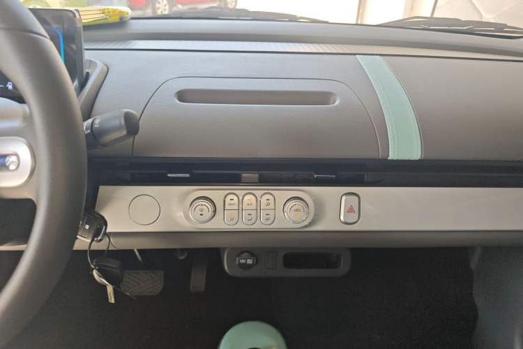 Used  Lumin 2025 205km Refreshing Edition
