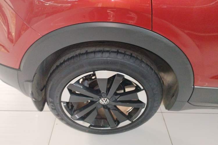 Used Volkswagen Tacqua 2020 1.5L Automatic Yue
