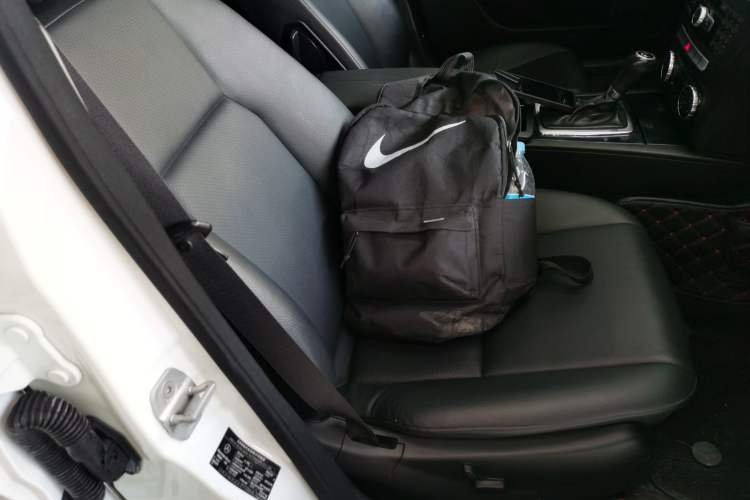 Used Mercedes-Benz C-Class 2013 C 180 Classic Grand Edition
