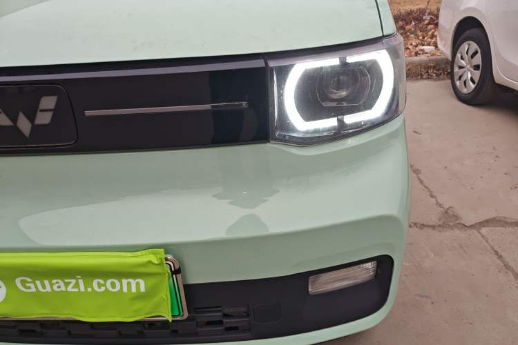 Used Wuling Hongguang MINIEV 2022 Macaron Fashion Model Lithium Iron Phosphate